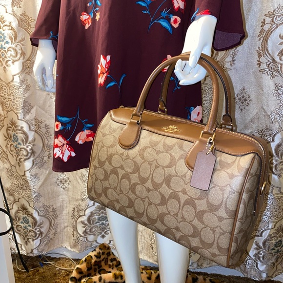 BNWT Coach khaki handbag - Picture 3 of 4